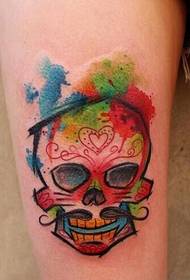 Immagine di lavoro del tatuaggio del taro secante di colore della gamba