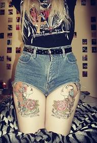 Bellissimi tatuaggi sulle gambe aggiungono punti extra al tuo fascino