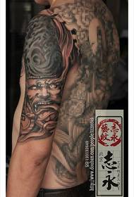 I-horror ye-monochrome emnyama kunye nemodeli emnyama ye-impermanence tattoo