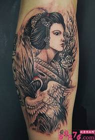 Geisha ne crane retro tattoo mifananidzo