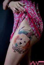 Gambar tatu anjing peliharaan paha comel
