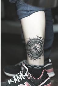 Личность ног моде черно-белые компас компас тату картинки