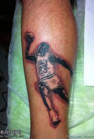 Kusewera pamasewera okongola a tattoo a basketball