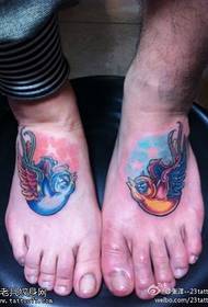 Instep kleurde swalker tattoo patroan