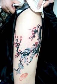 Chica sexy piernas hermosas imágenes de patrón de tatuaje de ciruela