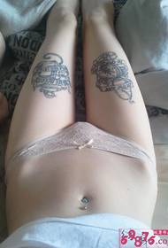 Сексуальні красиві ноги якір з малюнками татуювання керма