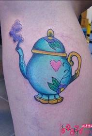 Foto del tatuaggio della teiera magica