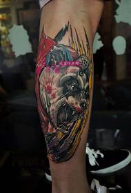 Na-personalize na hot panda flower leg tattoo na litrato