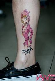 Immagini sexy del tatuaggio del vitello di bellezza