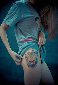 Ilgos kojos grožio mažos lapės mados tatuiruotės paveikslėliai