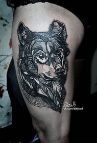 Het tatoeagepatroon van de wolfskop is favoriet bij veel meer doordachte mensen.