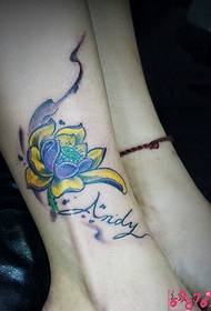 Immagine tatuaggio loto caviglia blu
