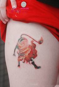 梦幻狮子座大腿纹身图片