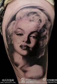 Nogi Super Piękny wzór tatuażu Marilyn Monroe
