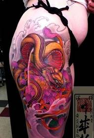 Flanka talio kruro ruĝa granda pitono tatuaje bildo