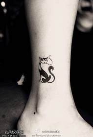 სექსუალური kitten tattoo ნიმუში