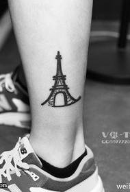 Padrão de tatuagem de torre de beleza romântica