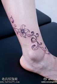 Gracia floro tatuaje ŝablono