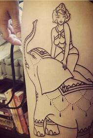 Leg personality like tattoo pattern to enjoy pictures