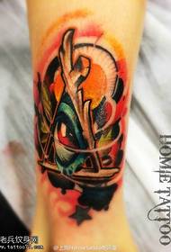 Ceg ceg xim vajtswv lub ntsej muag tattoo qauv