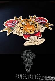 रंग व्यक्तिमत्त्व वाघ गुलाब टॅटू चित्र