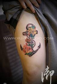 Poza tatuaj de culoare ancoră trandafir