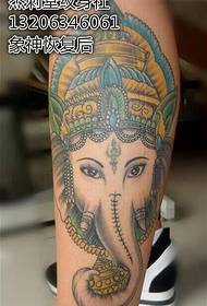 Titokzatos elefánt tetoválás