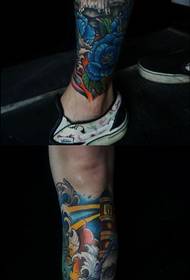 Kreatif bunga kaki kaki Eropah dan Amerika gambar tatu