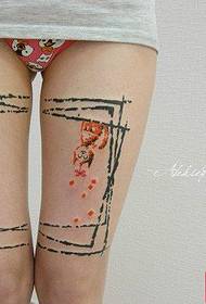 Modello di tatuaggio coniglietta coscia ragazza
