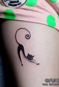 Le meilleur magasin de tatouage a recommandé un motif de tatouage de chaton de jambe