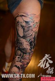 Gambe, gambe, pesce, lotus (2) mudellu di tatuaggi