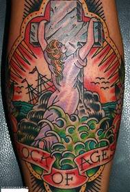eng kreativ Kräiz Tattoo Aarbecht op de Been