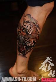 Ruvara rwegumbo rinotonga tiger yemusoro tattoo tattoo