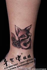 Meedchen säi klenge Fuchs Tattoo Muster