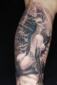 Mosebetsi oa tattoo ea mermaid