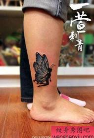 Популярний поп-метелик татуювання ельф візерунок на ногах