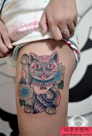 Imilenze yobuhle, amadayimane, beckoning cat tattoo iphethini