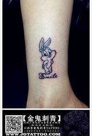 Söpö sarjakuva kanin tatuointikuvio tyttöjen jaloille
