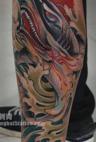 Mokhoa o mong oa tattoo oa shark