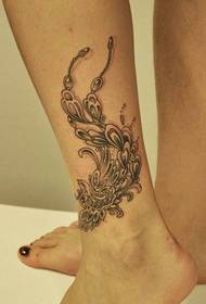 Women's Legs Phoenix-tatoeages worden gedeeld door tatoeages