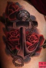 Spettacolo di tatuaggi, consiglia un modello di tatuaggio con ancora rosa