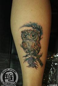Mtundu wamafuta owl tattoo