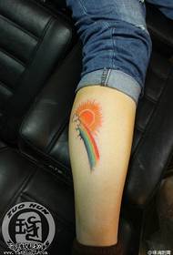 Tattoo diell ylber me ngjyrën e këmbës model