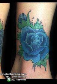 Classic blue rose tattoo pattern for girls legs