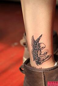 Show tattoo, priporočite vzorec tatoo angel gležnja
