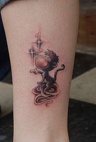 Cute monkey tattoos op 'e skonken