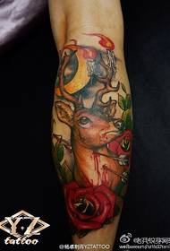 Jalkamuoti viileä peura tatuointi malli