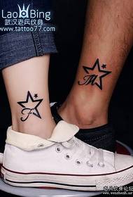 Coppia tatuaggio gamba pentagramma inglese alfabeto tatuaggio