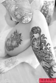 Tato sikil potret sikil wanita
