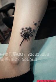 Női lábak népszerű klasszikus pitypang tetoválás minta